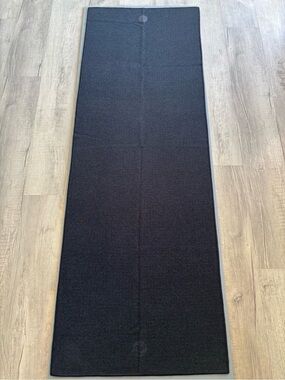 Manduka Yogitoes towel